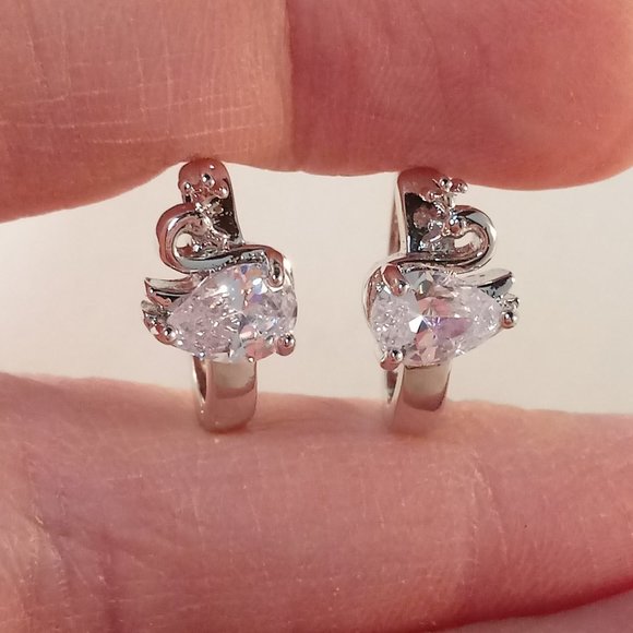Jewelry - 18K Gold Filled Diamond Zircon Pear Swan Hoop Earrings 1.25ctw ea. Party Gift